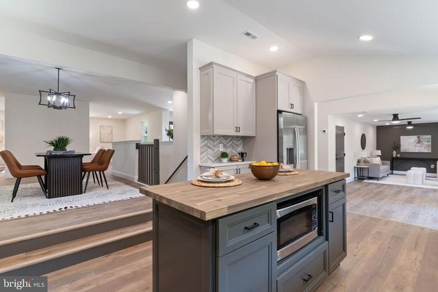 4735 PAUL HANCE RD, Huntingtown, MD 20639
