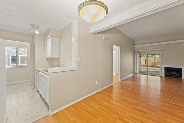 6901 Woodhue DR A, Austin, TX 78745