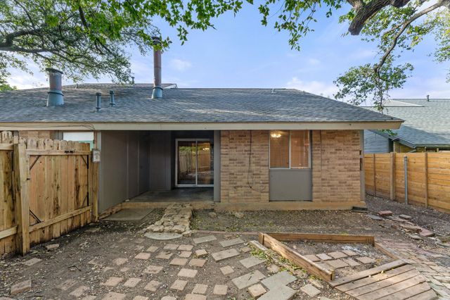 6901 Woodhue DR A, Austin, TX 78745