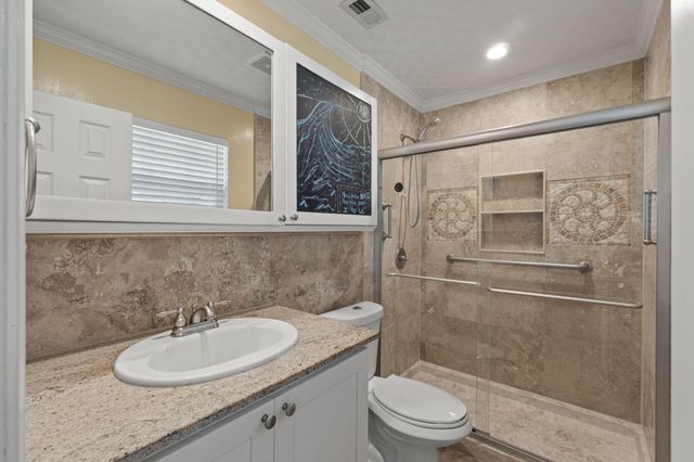 653 NE Golf Course Drive, Fort Walton Beach, FL 32547