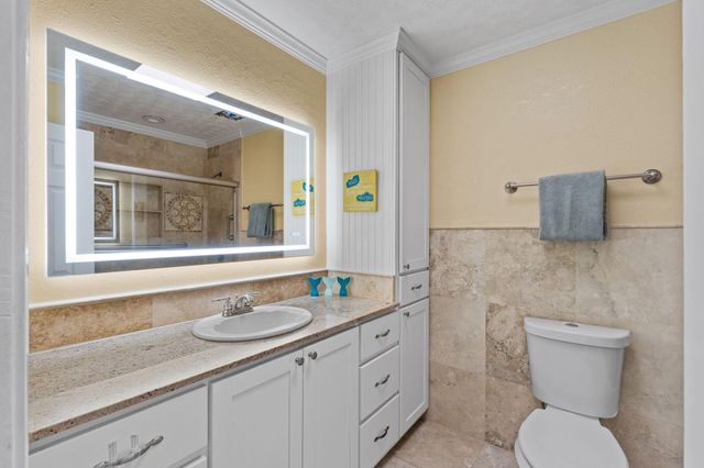 653 NE Golf Course Drive, Fort Walton Beach, FL 32547