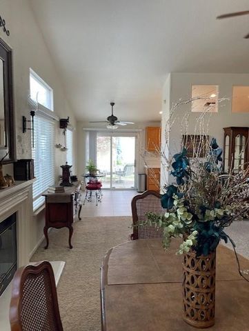 196 Dyer Ave, Manteca, CA 95336