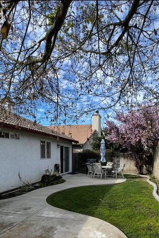 196 Dyer Ave, Manteca, CA 95336