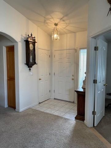 196 Dyer Ave, Manteca, CA 95336