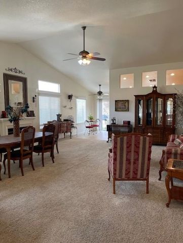 196 Dyer Ave, Manteca, CA 95336