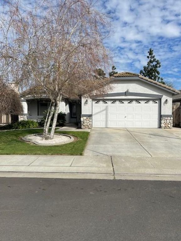 196 Dyer Ave, Manteca, CA 95336