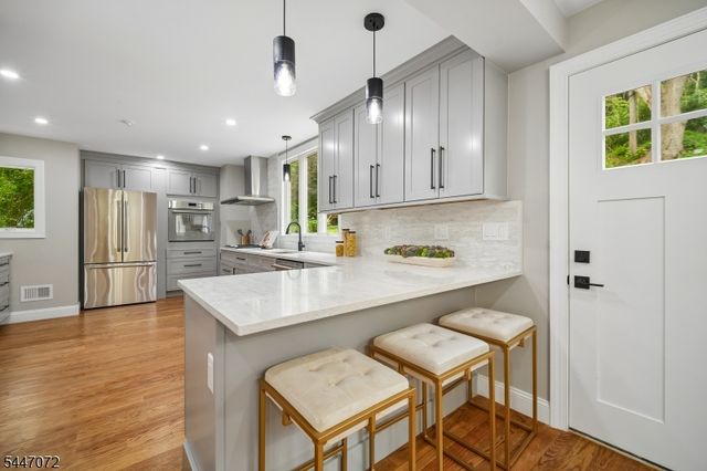 145 Glen Ave, Millburn Twp., NJ 07041