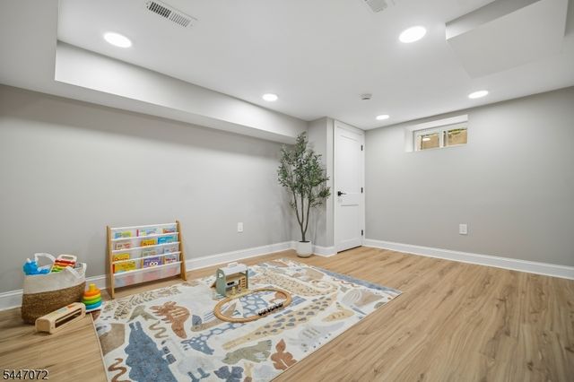 145 Glen Ave, Millburn Twp., NJ 07041