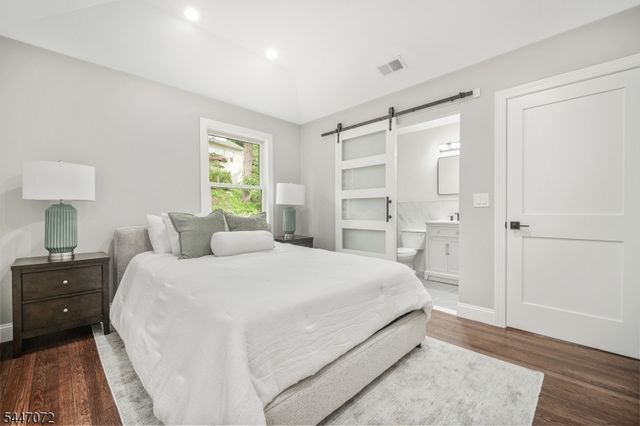 145 Glen Ave, Millburn Twp., NJ 07041