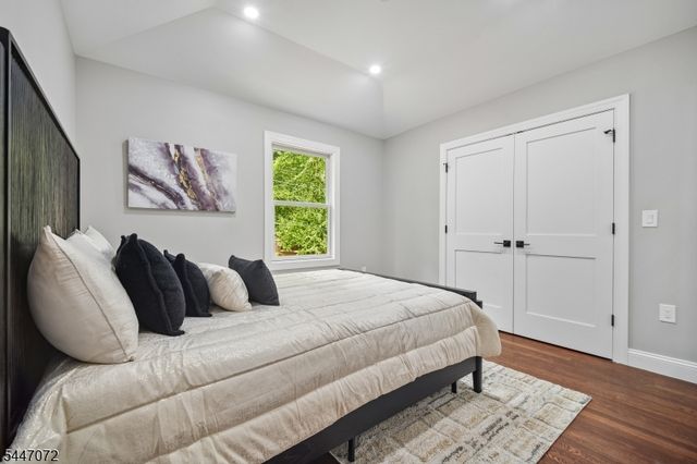 145 Glen Ave, Millburn Twp., NJ 07041
