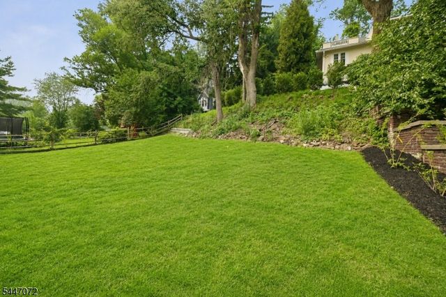 145 Glen Ave, Millburn Twp., NJ 07041