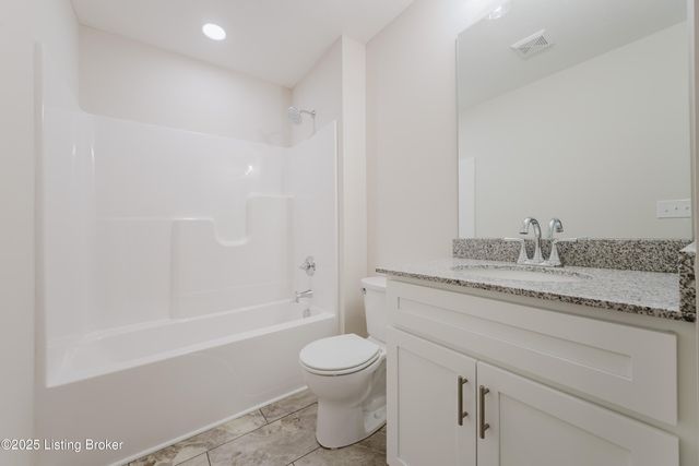 200 Rock Ridge Rd, Brandenburg, KY 40108