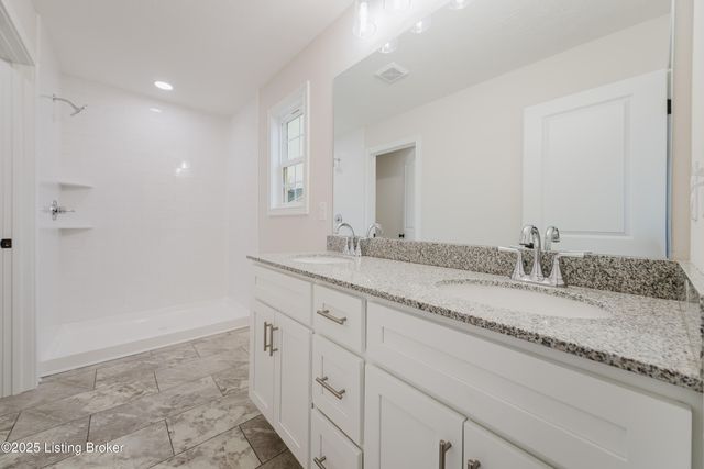 200 Rock Ridge Rd, Brandenburg, KY 40108