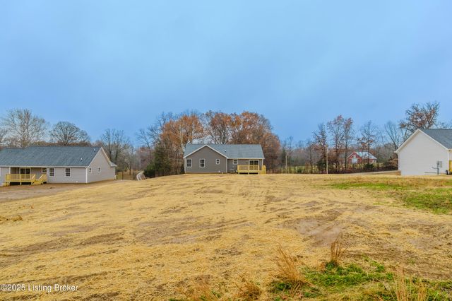 200 Rock Ridge Rd, Brandenburg, KY 40108