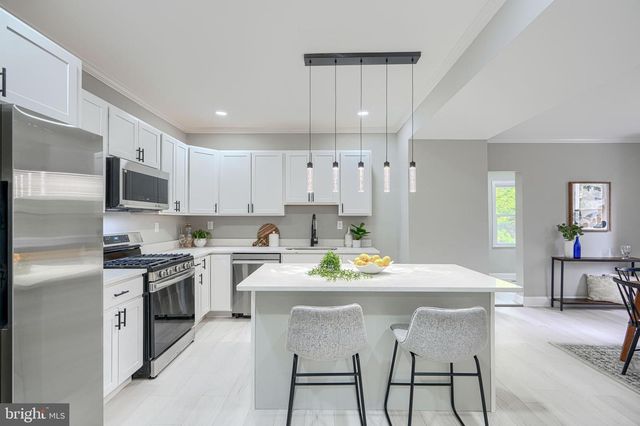 4510 BAYONNE AVE, Baltimore, MD 21206