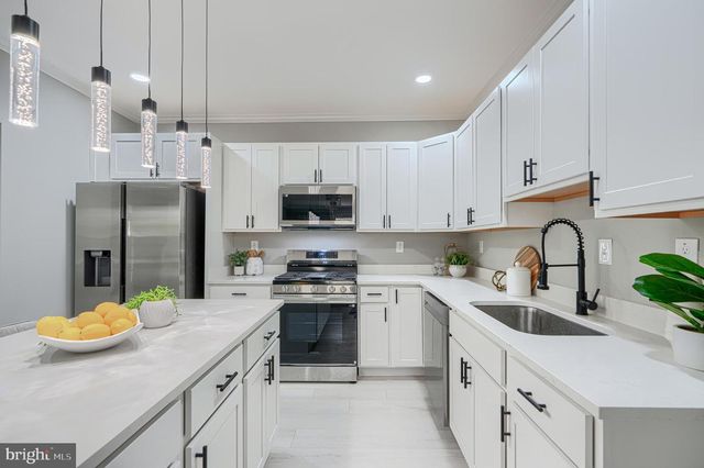 4510 BAYONNE AVE, Baltimore, MD 21206
