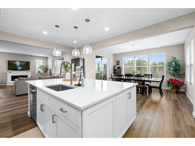 2081 Ne RIDGE RUN Ln, Estacada, OR 97023