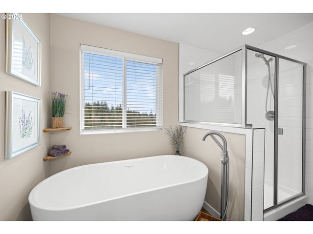 2081 Ne RIDGE RUN Ln, Estacada, OR 97023