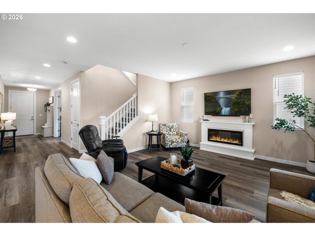 2081 Ne RIDGE RUN Ln, Estacada, OR 97023