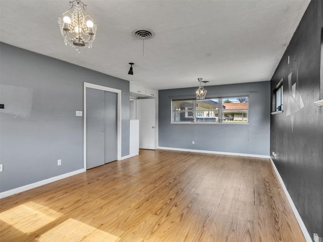 2011 Durrain Ferry Road, Baytown, TX 77520