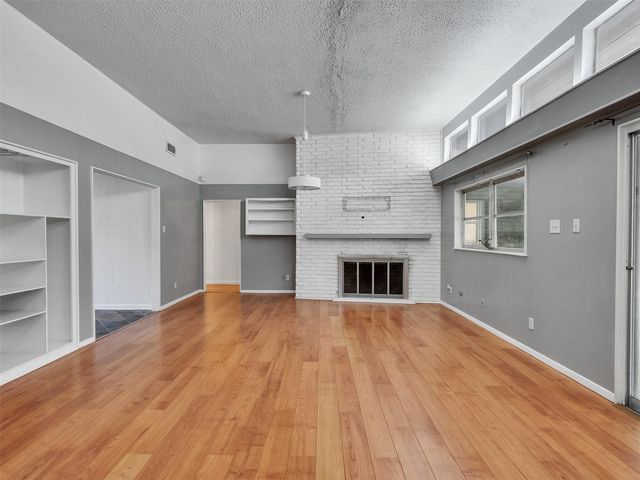 2011 Durrain Ferry Road, Baytown, TX 77520