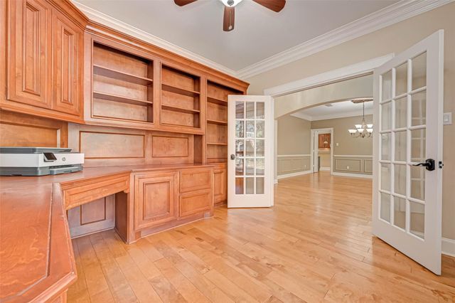 11 Gabled Pines Place, The Woodlands, TX 77382