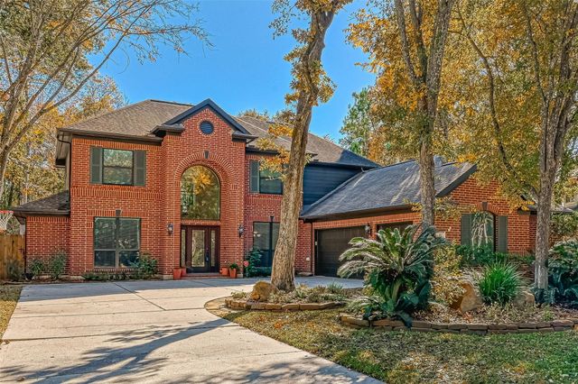 11 Gabled Pines Place, The Woodlands, TX 77382