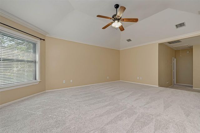 11 Gabled Pines Place, The Woodlands, TX 77382