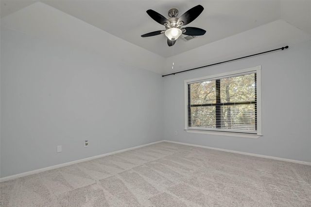 11 Gabled Pines Place, The Woodlands, TX 77382