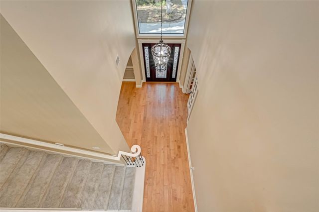 11 Gabled Pines Place, The Woodlands, TX 77382