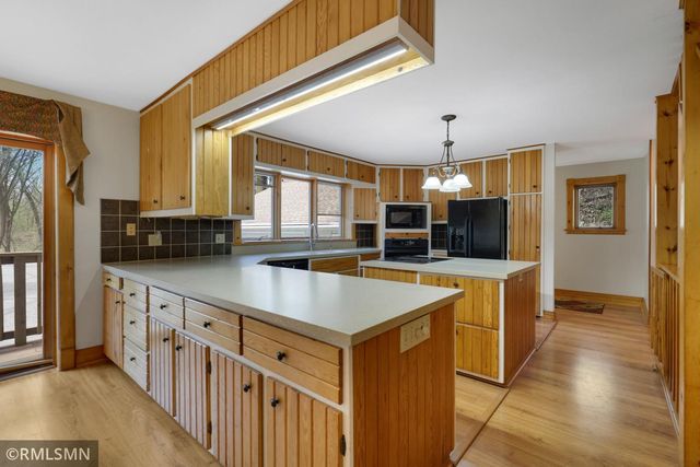 12199 Galaxie Avenue, Apple Valley, MN 55124