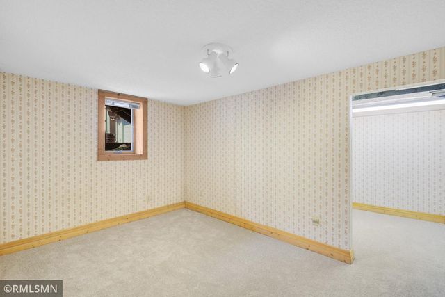12199 Galaxie Avenue, Apple Valley, MN 55124