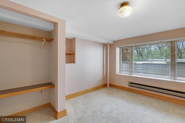 12199 Galaxie Avenue, Apple Valley, MN 55124