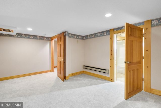 12199 Galaxie Avenue, Apple Valley, MN 55124