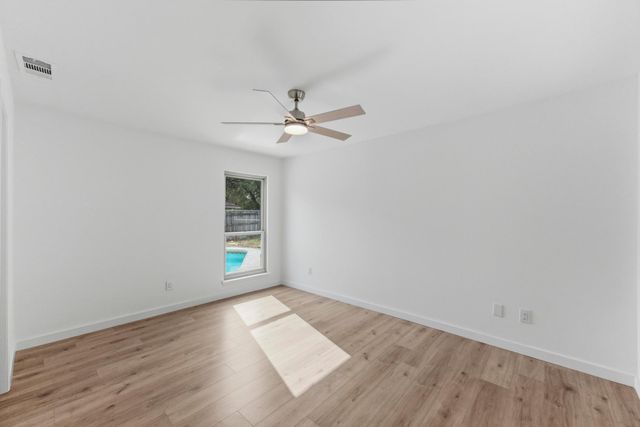 13000 Arroyo Doble DR, Manchaca, TX 78652