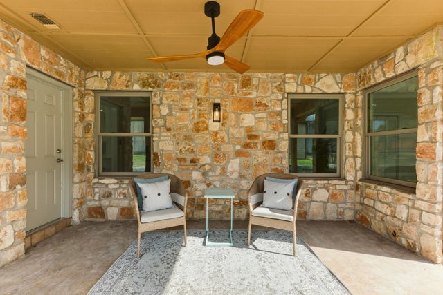 13000 Arroyo Doble DR, Manchaca, TX 78652