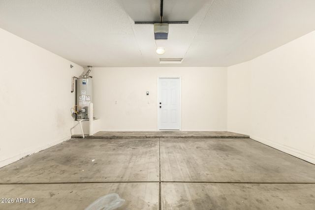 15526 W LISBON Lane, Surprise, AZ 85379