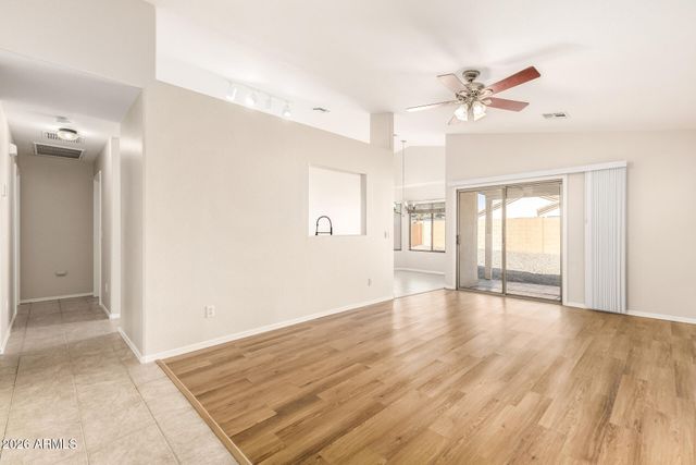 15526 W LISBON Lane, Surprise, AZ 85379