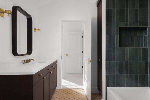 125 Broadwing CV, Austin, TX 78737