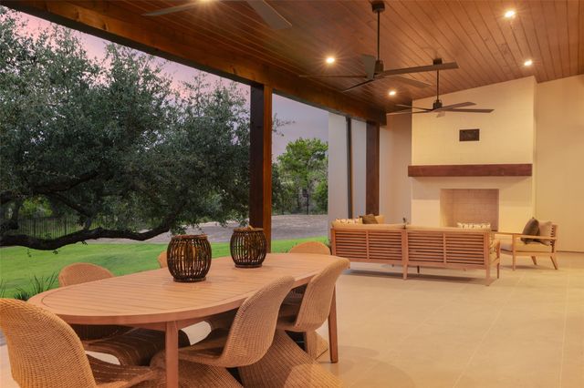 125 Broadwing CV, Austin, TX 78737