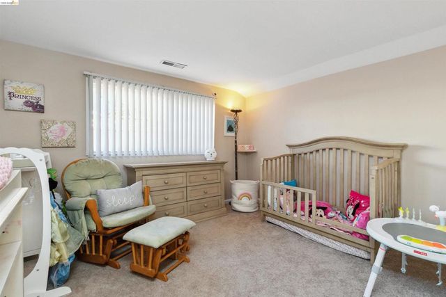 105 W Bolton Rd, Oakley, CA 94561
