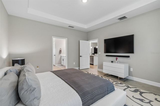 4916 HADER ROAD, North Port, FL 34288