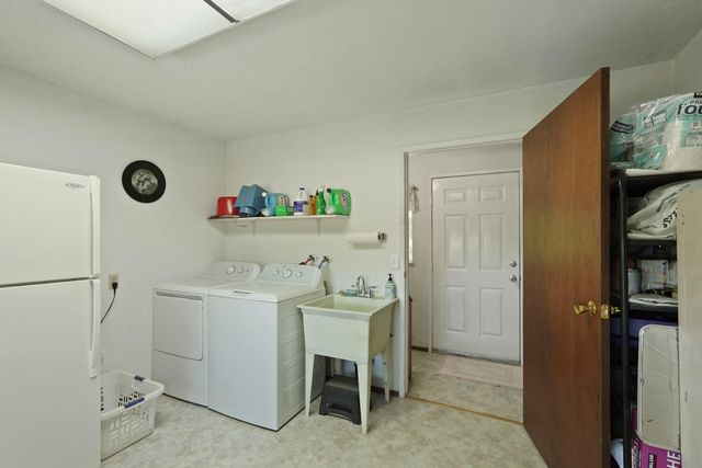 6632 E Acampo Rd, Acampo, CA 95220