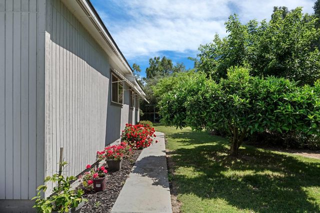 6632 E Acampo Rd, Acampo, CA 95220