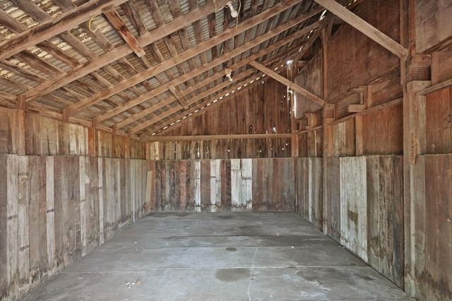 6632 E Acampo Rd, Acampo, CA 95220