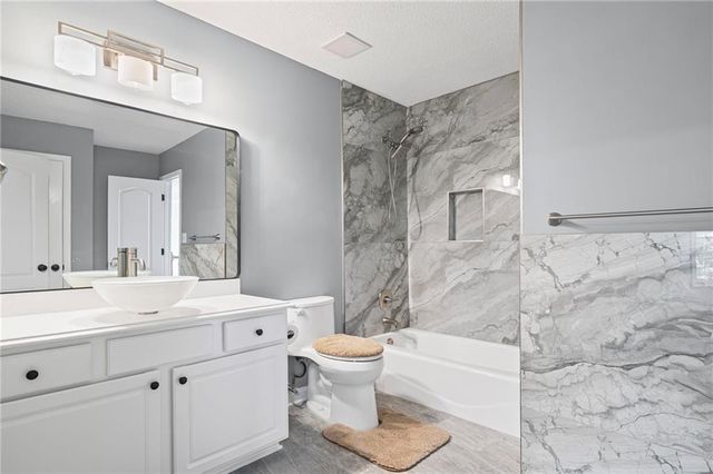 12189 Lauren Way, Fayetteville, GA 30215