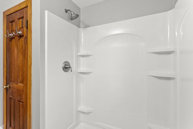 6 Ruth Lane, Hampton, NH 03842