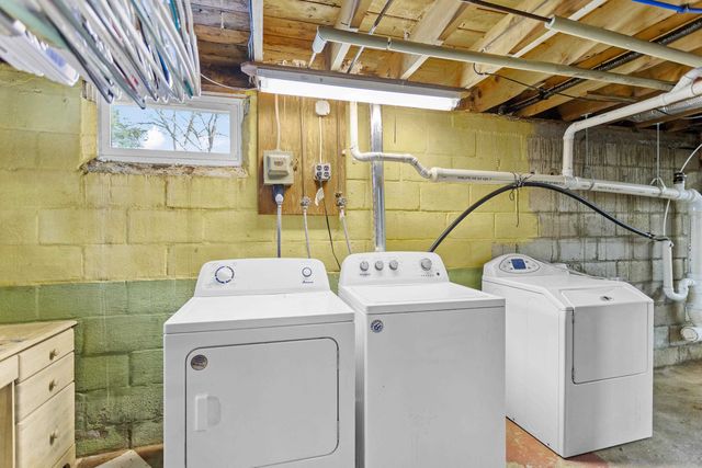 6 Ruth Lane, Hampton, NH 03842