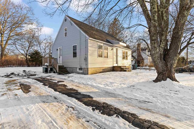 6 Ruth Lane, Hampton, NH 03842