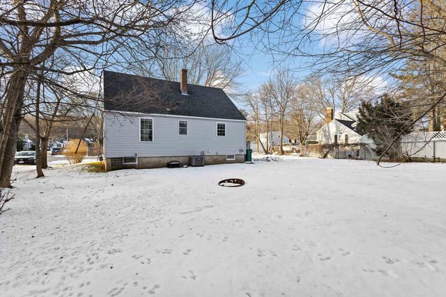 6 Ruth Lane, Hampton, NH 03842